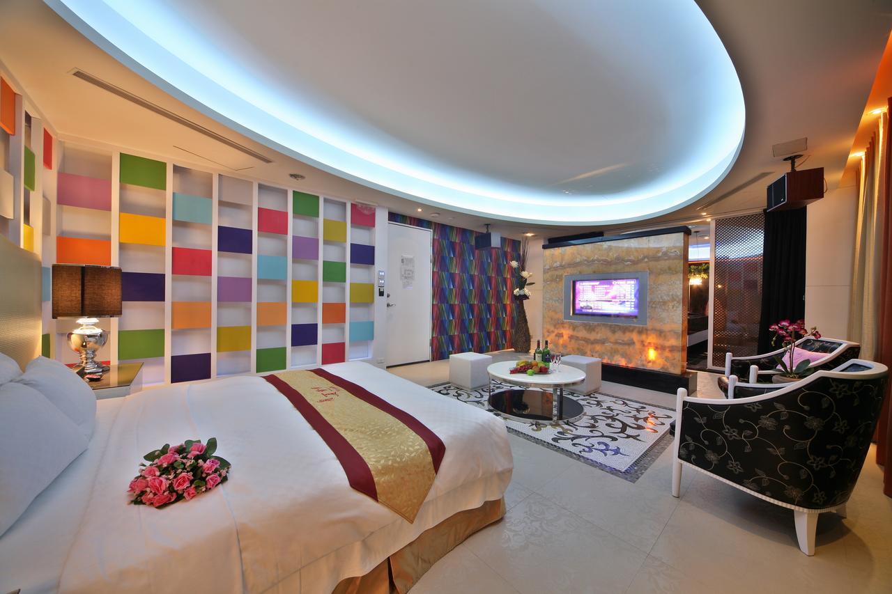 Lanshy Motel Taichung Exterior foto