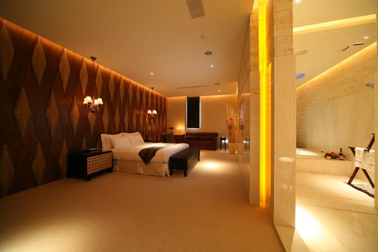 Lanshy Motel Taichung Zimmer foto