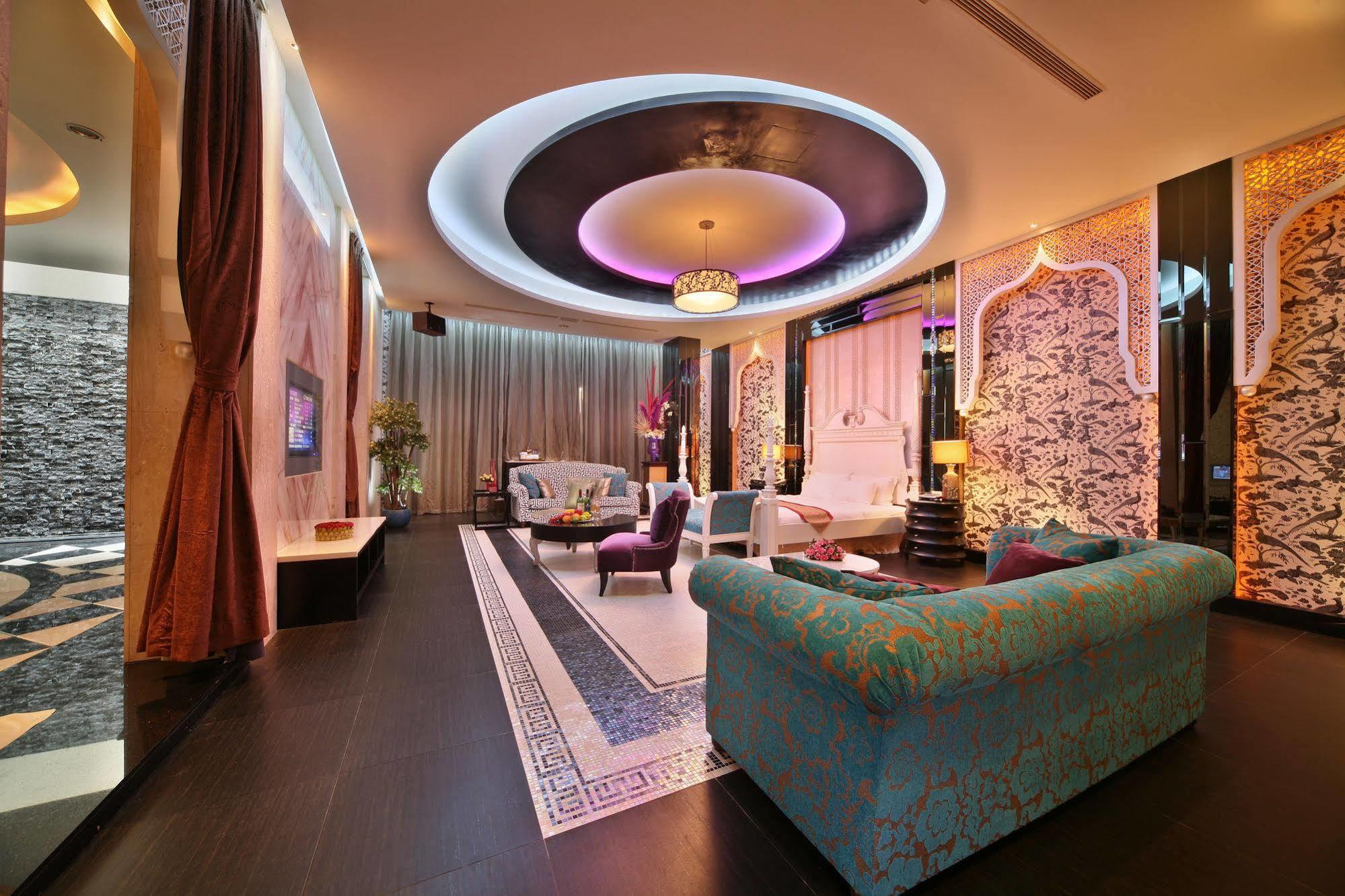 Lanshy Motel Taichung Exterior foto