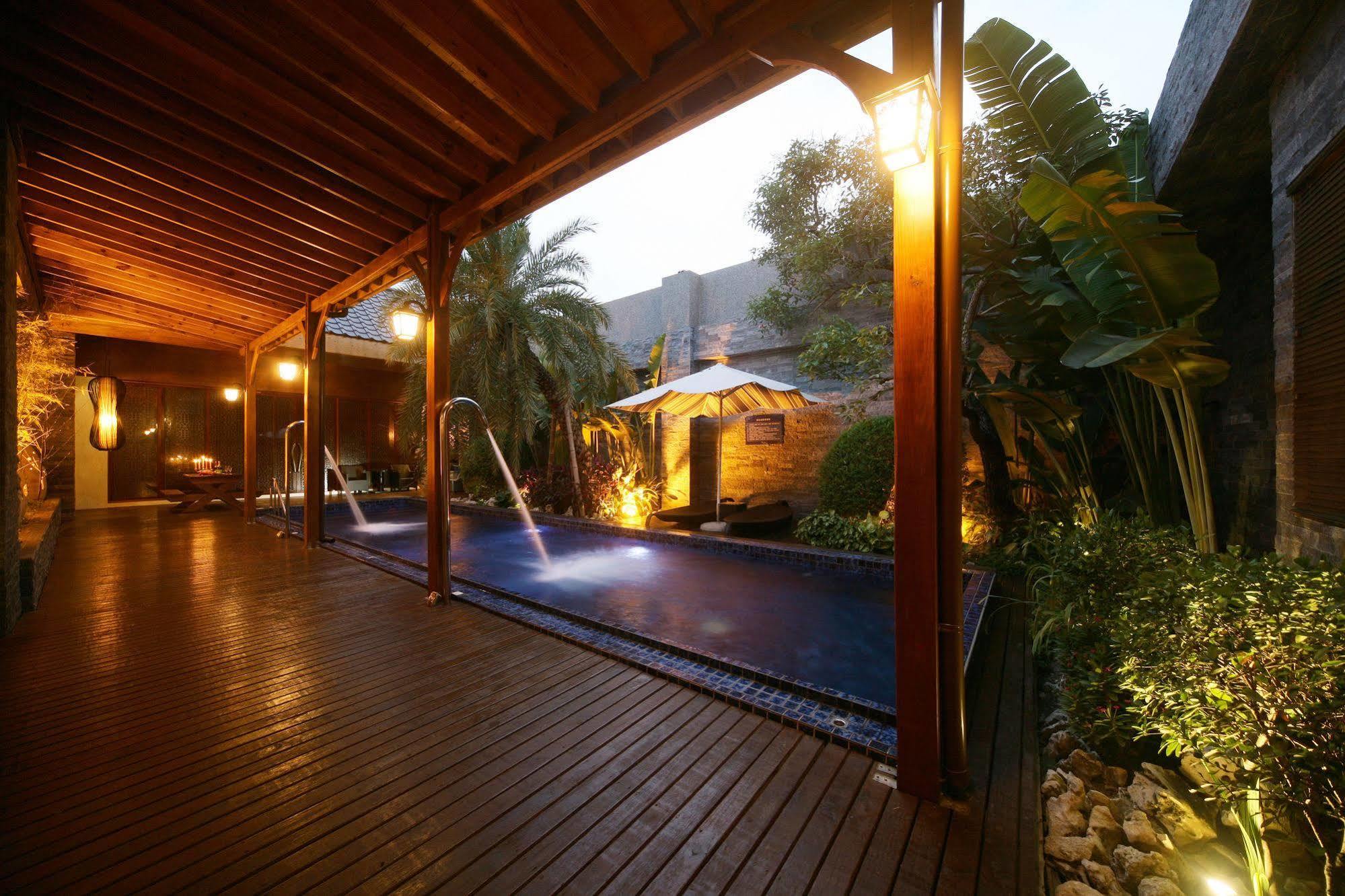 Lanshy Motel Taichung Exterior foto