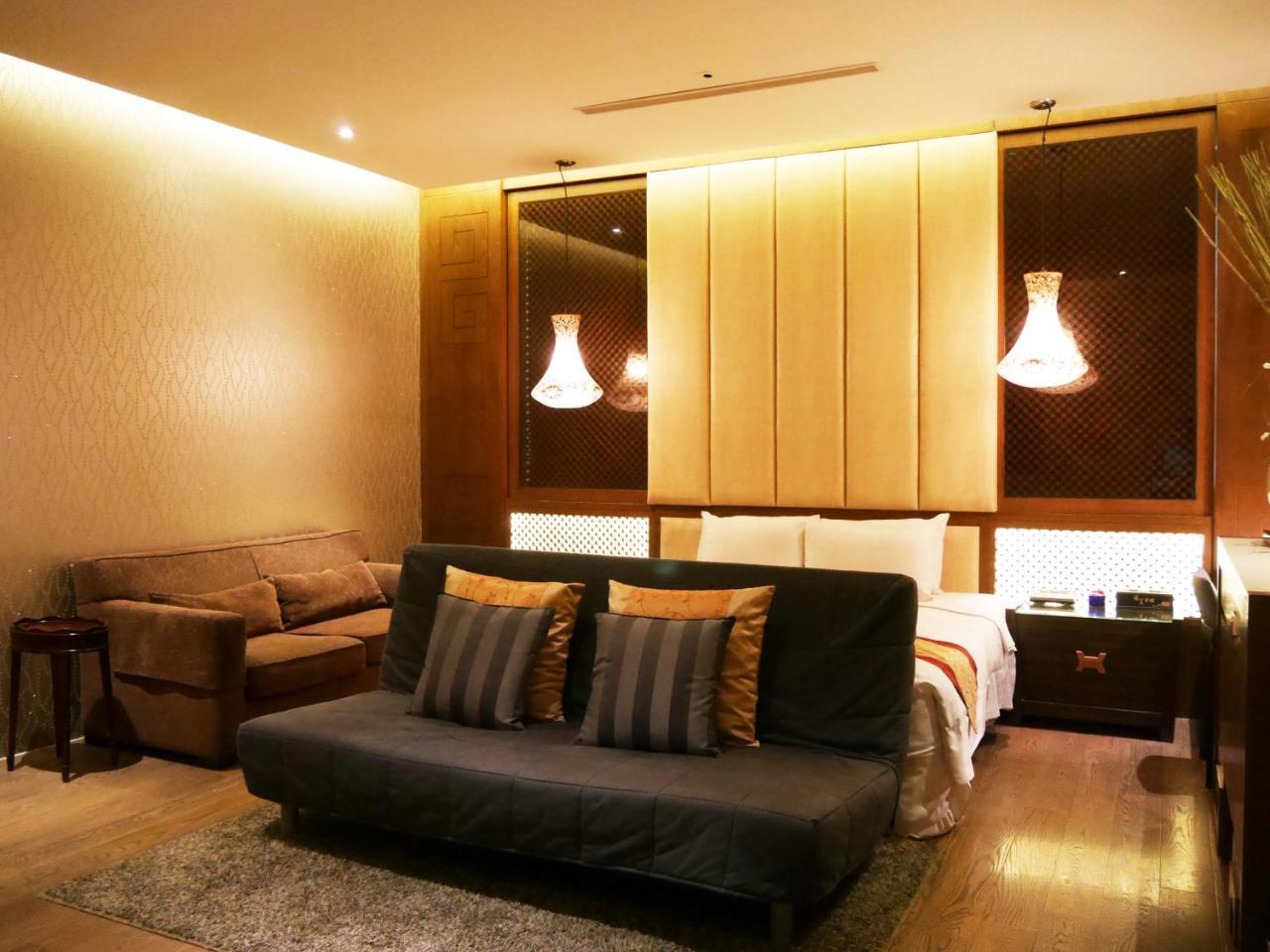 Lanshy Motel Taichung Exterior foto