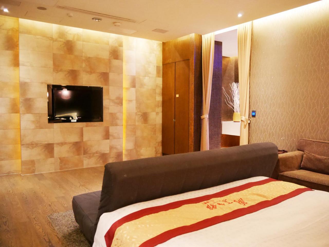 Lanshy Motel Taichung Exterior foto